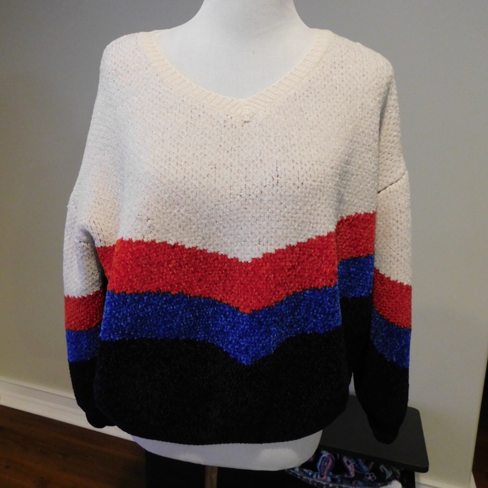 Red white blue sweater